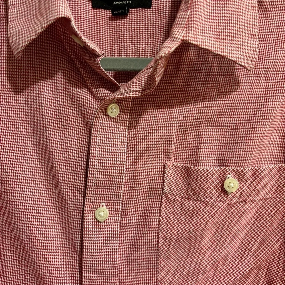 Banana Republic Red Checkered Button-Down Shirt size L